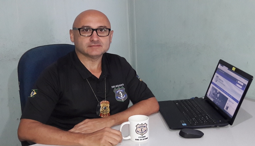 Policiais da 6ª Delegacia de Polícia da Capital prenderam taxista envolvido em furto em Macapá